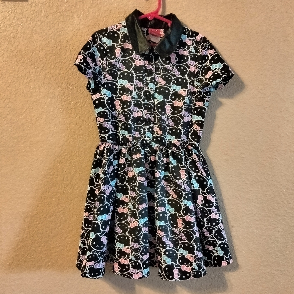 Girls hello kitty dress size 8